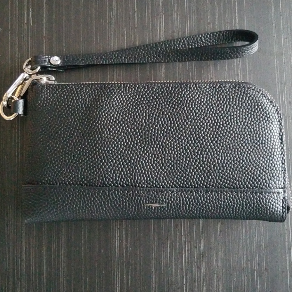 Shinola Latigo Wristlet